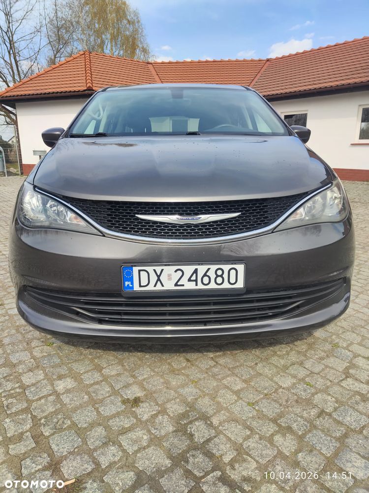 Chrysler Pacifica - 3