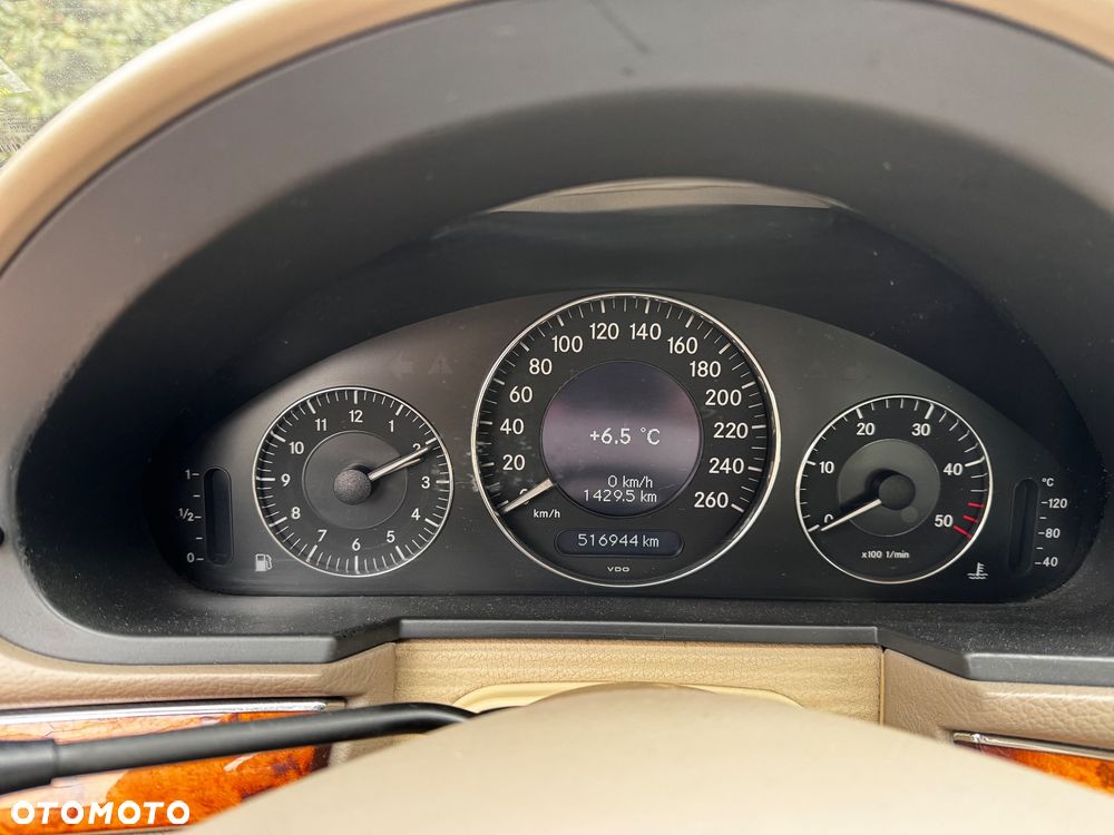 Mercedes-Benz Klasa E 270 CDI Elegance - 7