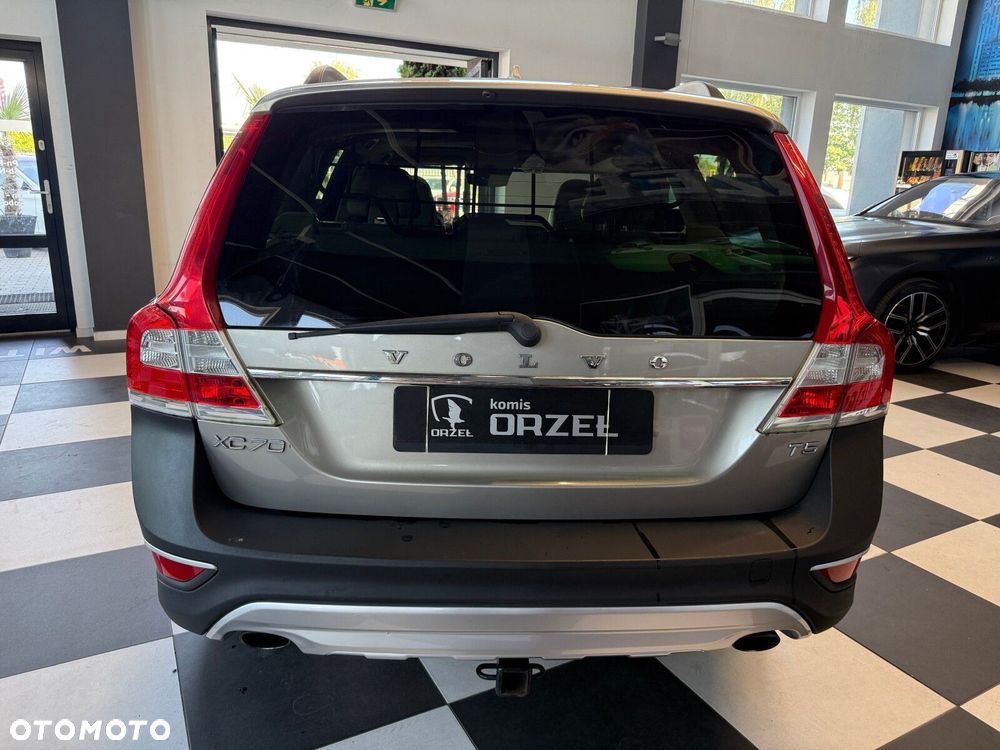 Volvo XC 70 - 6