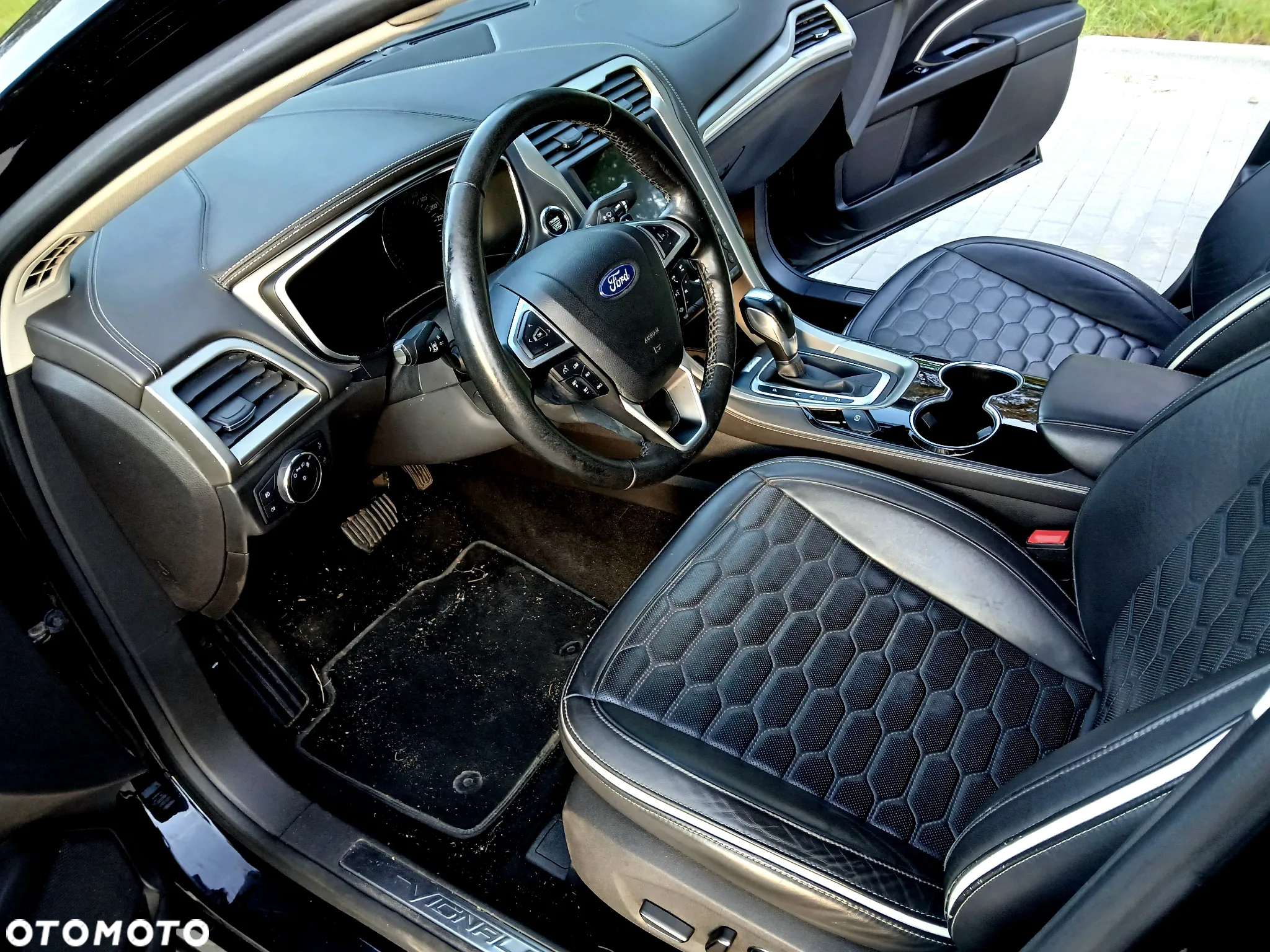 Ford Mondeo Vignale 2.0 EcoBoost - 4