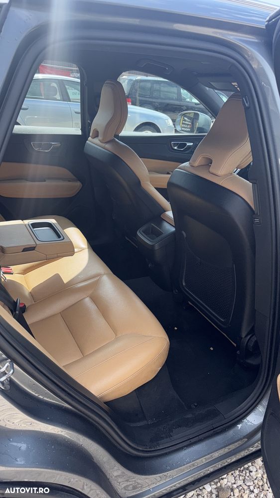 Volvo XC 60 D4 Inscription - 25