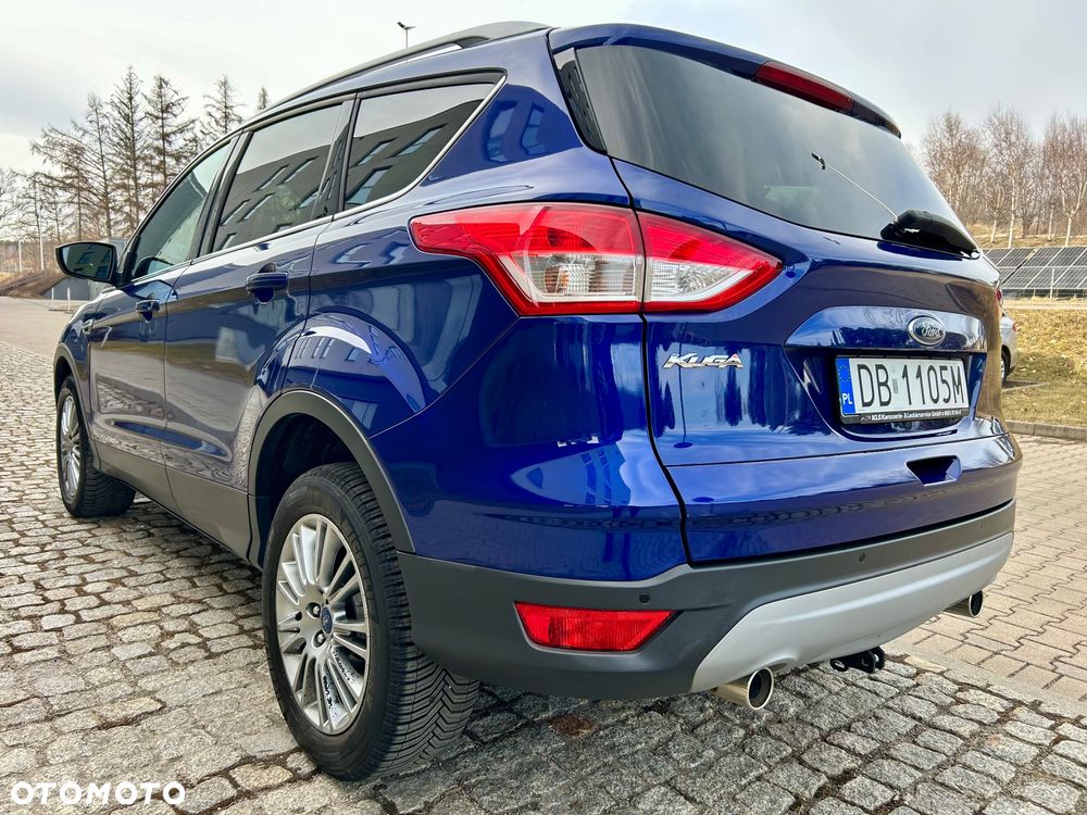 Ford Kuga 2.0 TDCi 2x4 Titanium - 32