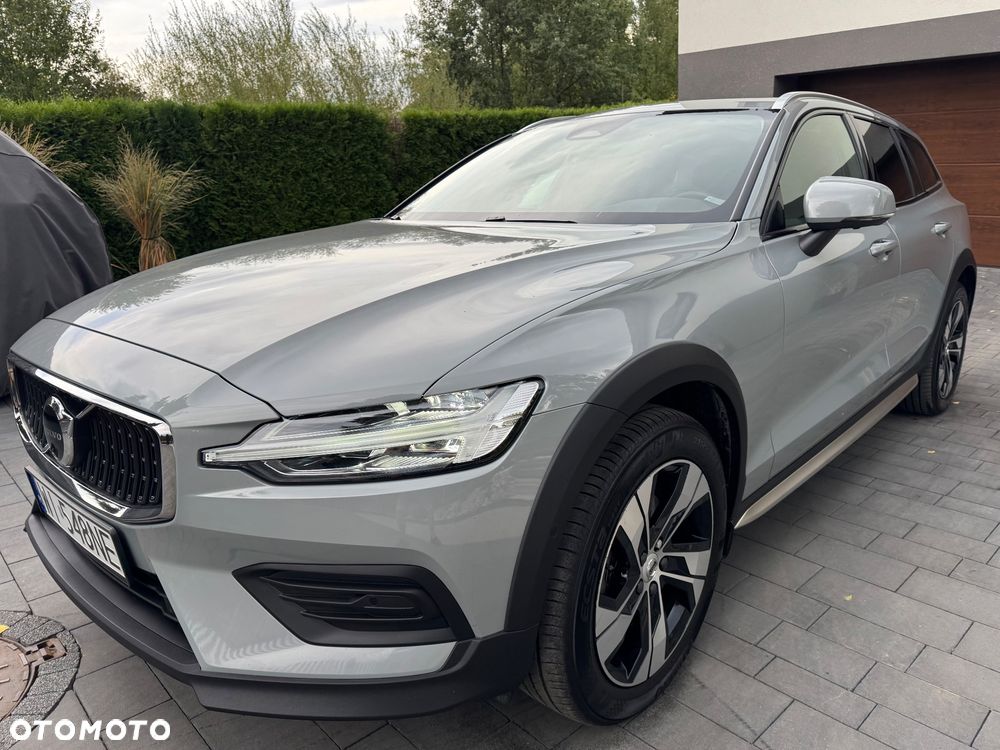 Volvo V60 Cross Country Plus B5 B AWD - 8