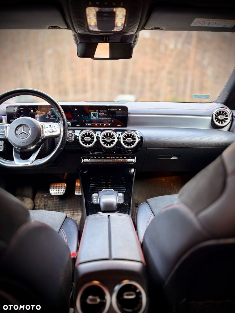 Mercedes-Benz CLA 200 AMG Line 7G-DCT - 10