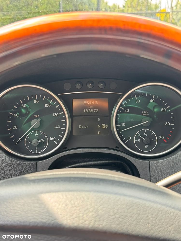 Mercedes-Benz ML 500 4-Matic - 34