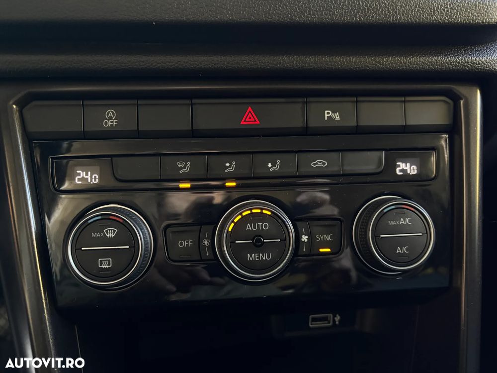 Volkswagen T-ROC - 25