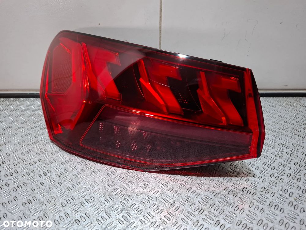 Lampa LED w błotnik lewy tył Audi A3 (sedan) R 2022 nr 8Y0945207 - 1