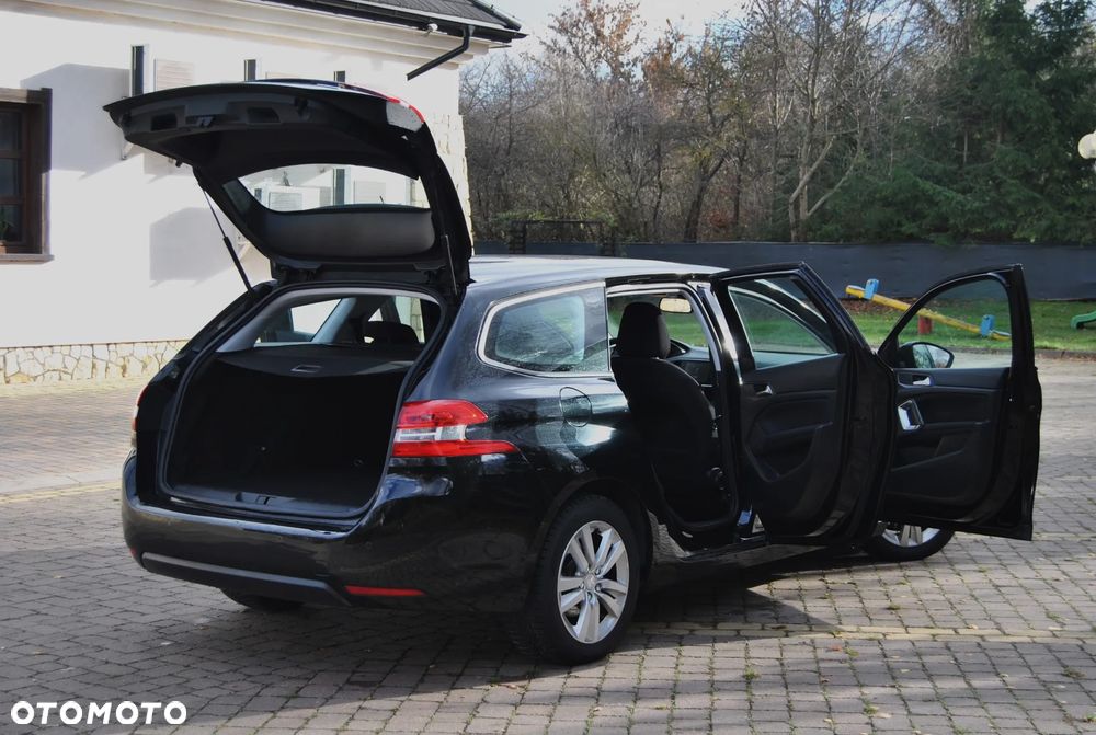 Peugeot 308 HDi FAP 150 Family - 20