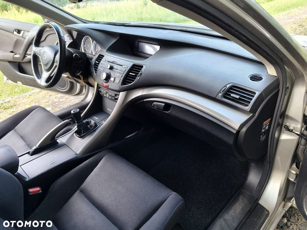 Honda Accord 2.0 Elegance - 20
