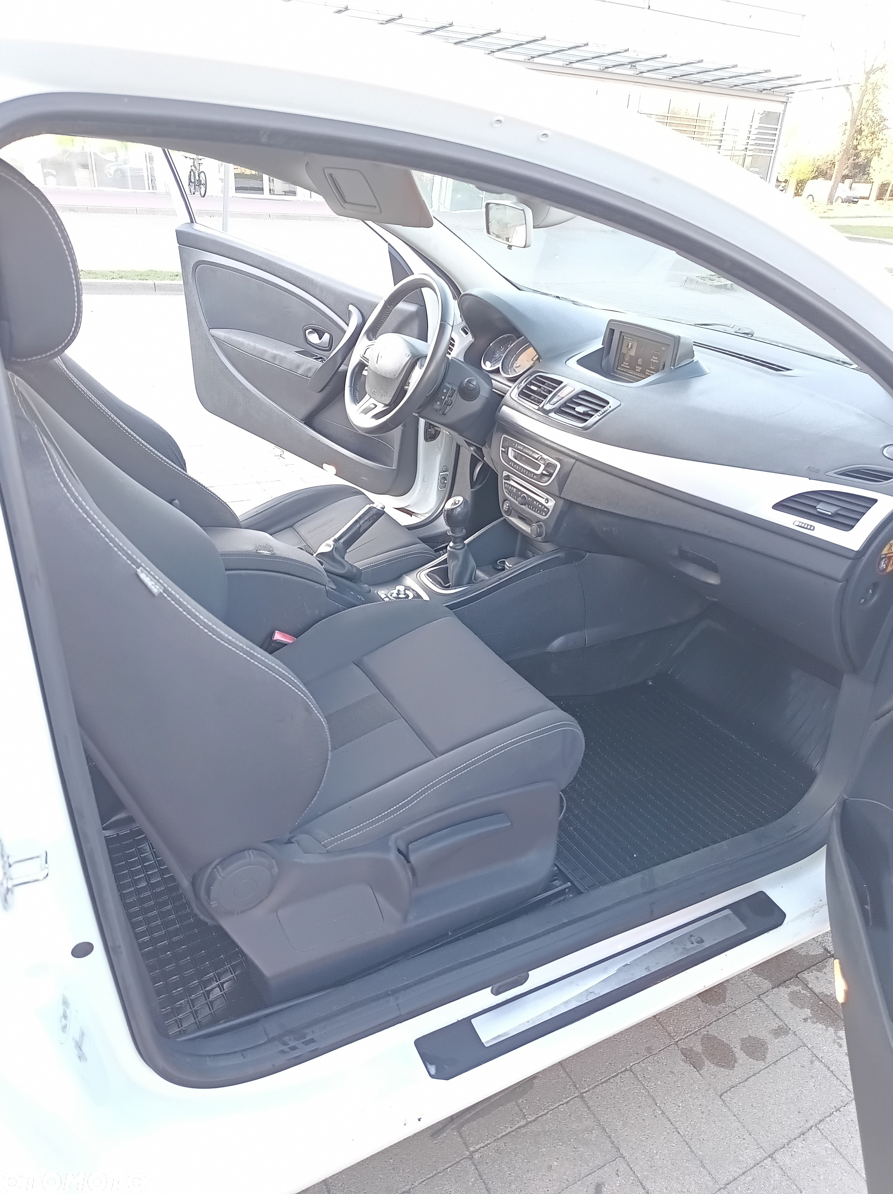 Renault Megane 1.9 dCi Dynamique Euro5 - 12