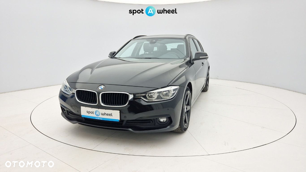 BMW Seria 3 318d Advantage