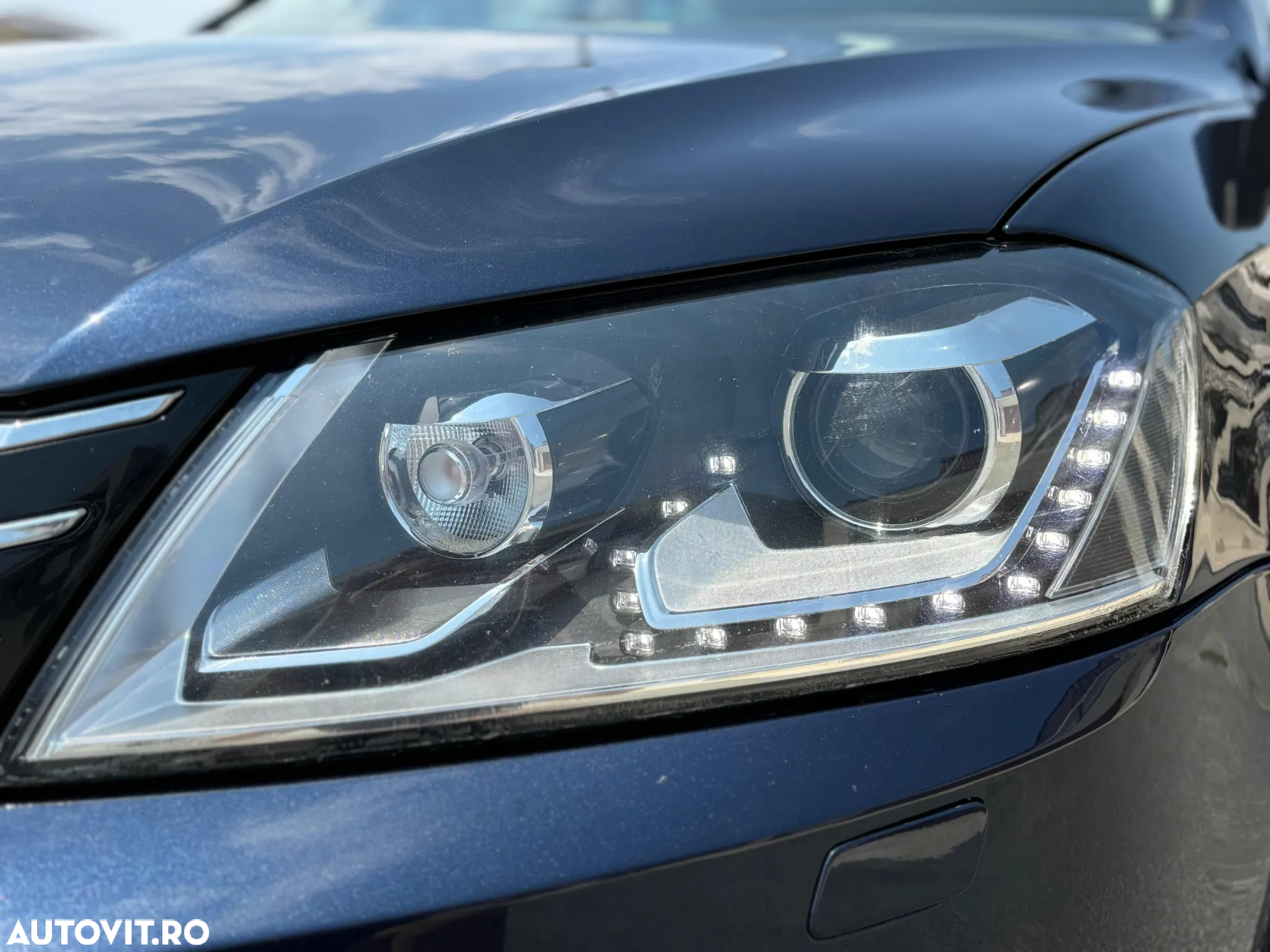 Volkswagen Passat Variant 2.0 TDI BlueMotion Technology Highline DSG - 11