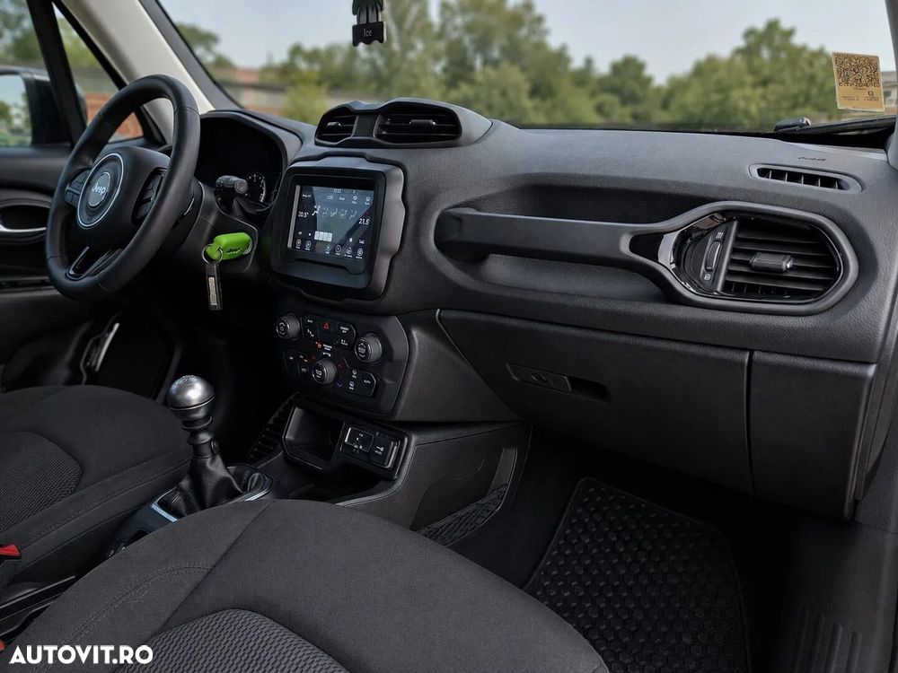 Jeep Renegade - 24