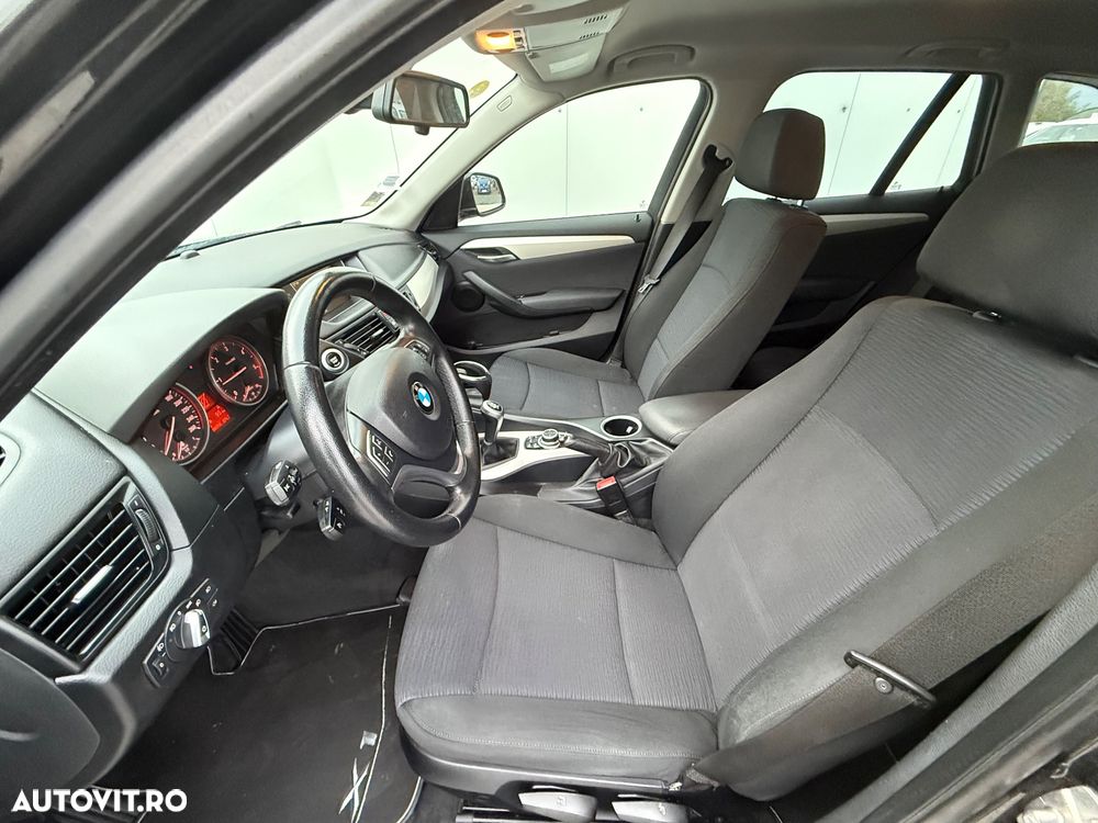 BMW X1 sDrive16d - 10