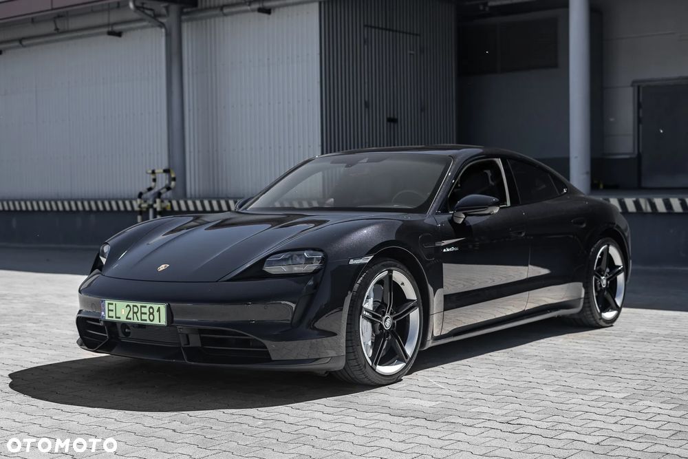 Porsche Taycan Turbo - 2