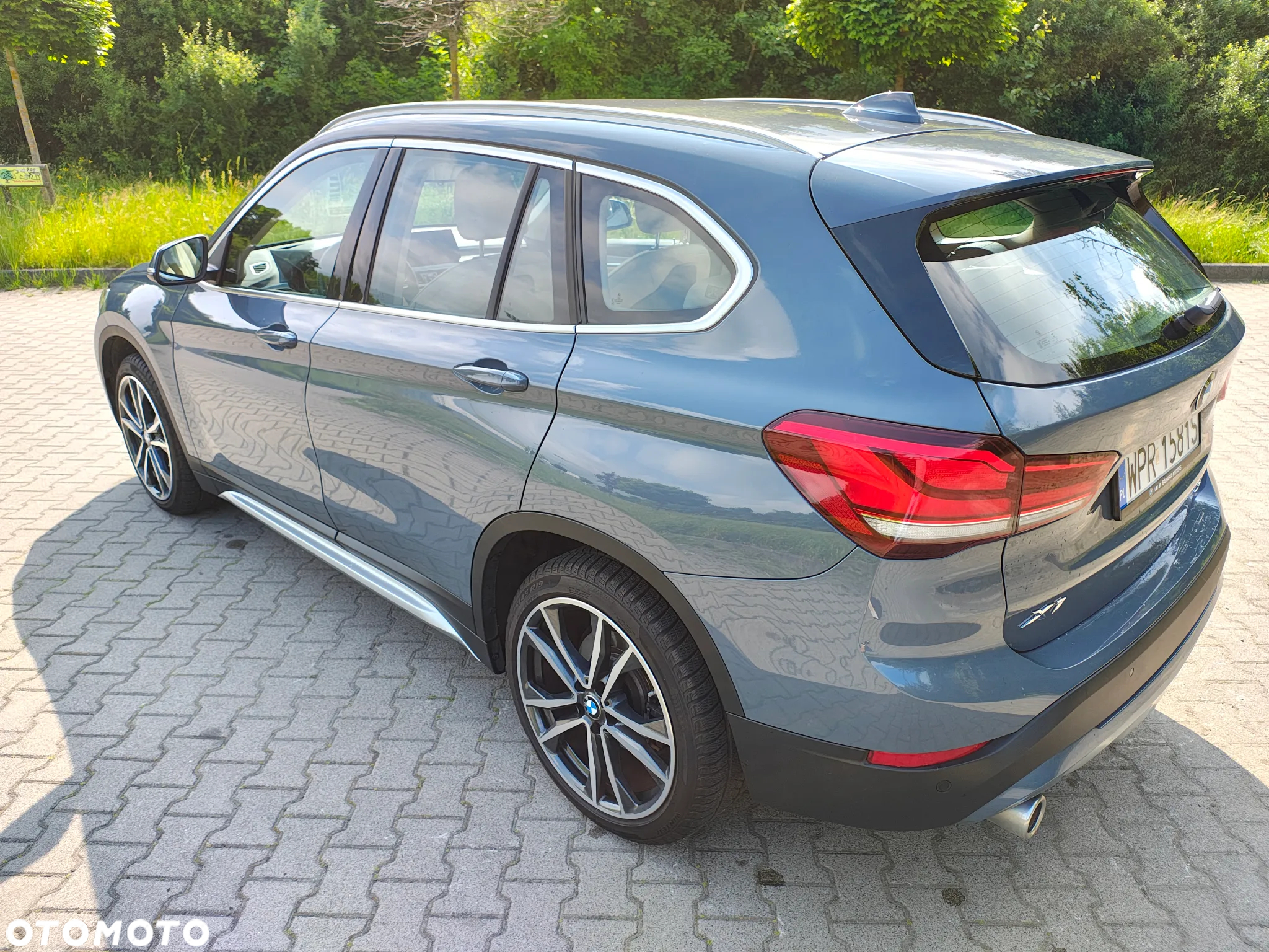 BMW X1 xDrive20i - 9