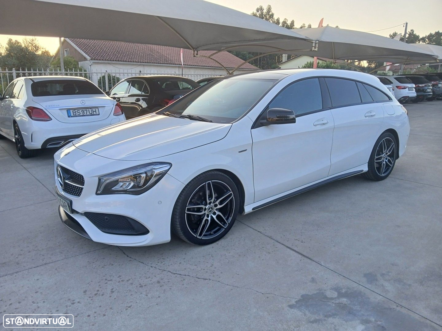 Mercedes-Benz CLA 200 d Shooting Brake - 4