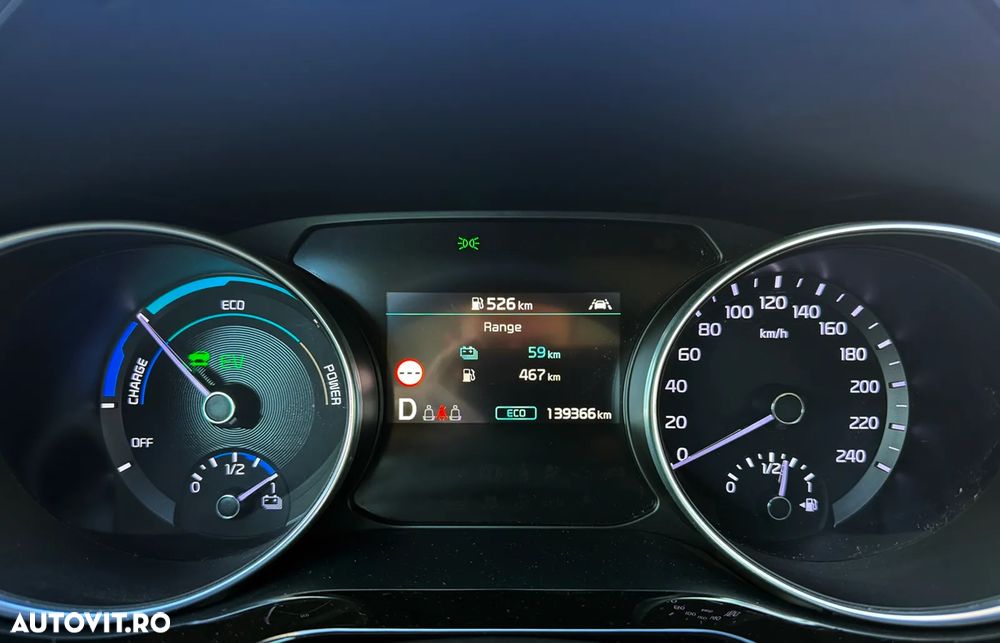 Kia Ceed - 10