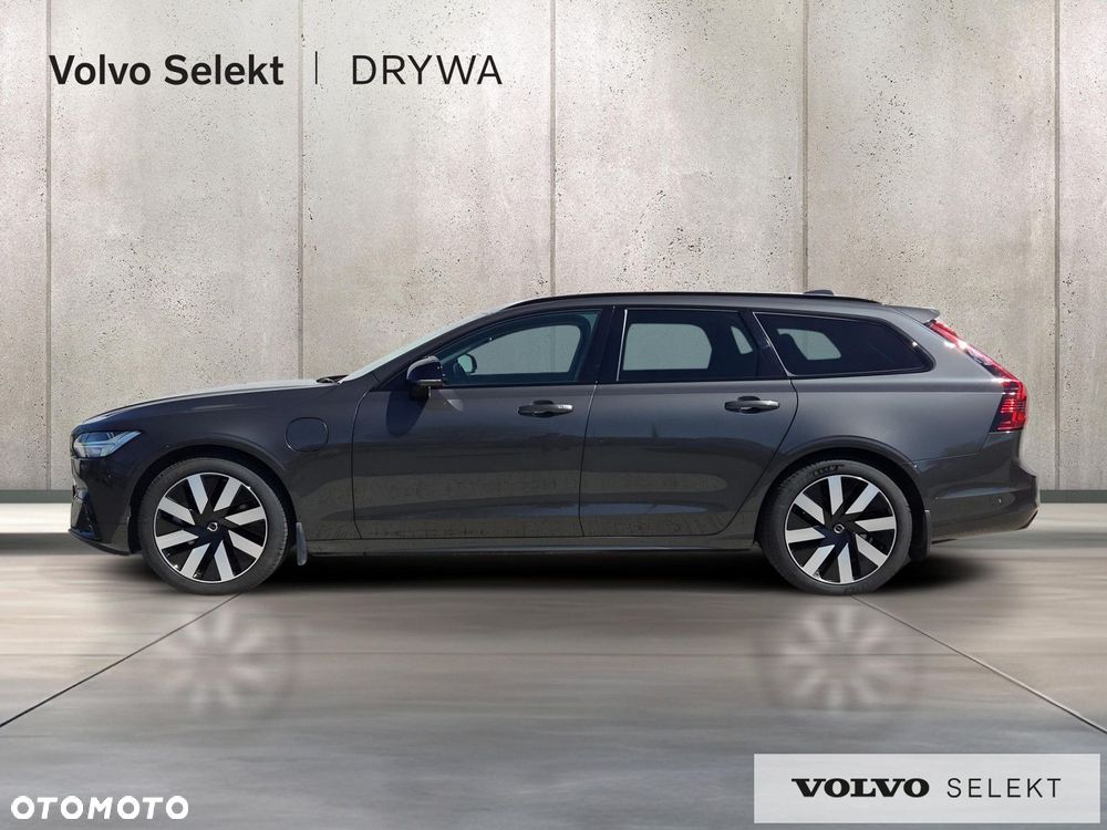 Volvo V90 T6 AWD Plus Dark - 3