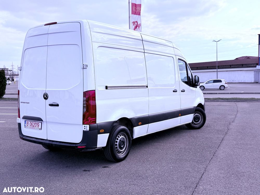 Mercedes-Benz Sprinter (BlueTec) 906.233 BlueEFFICIENCY - 6