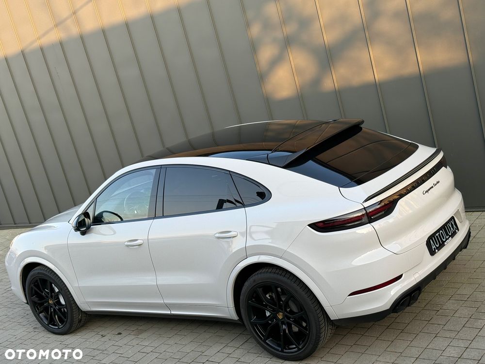 Porsche Cayenne - 34