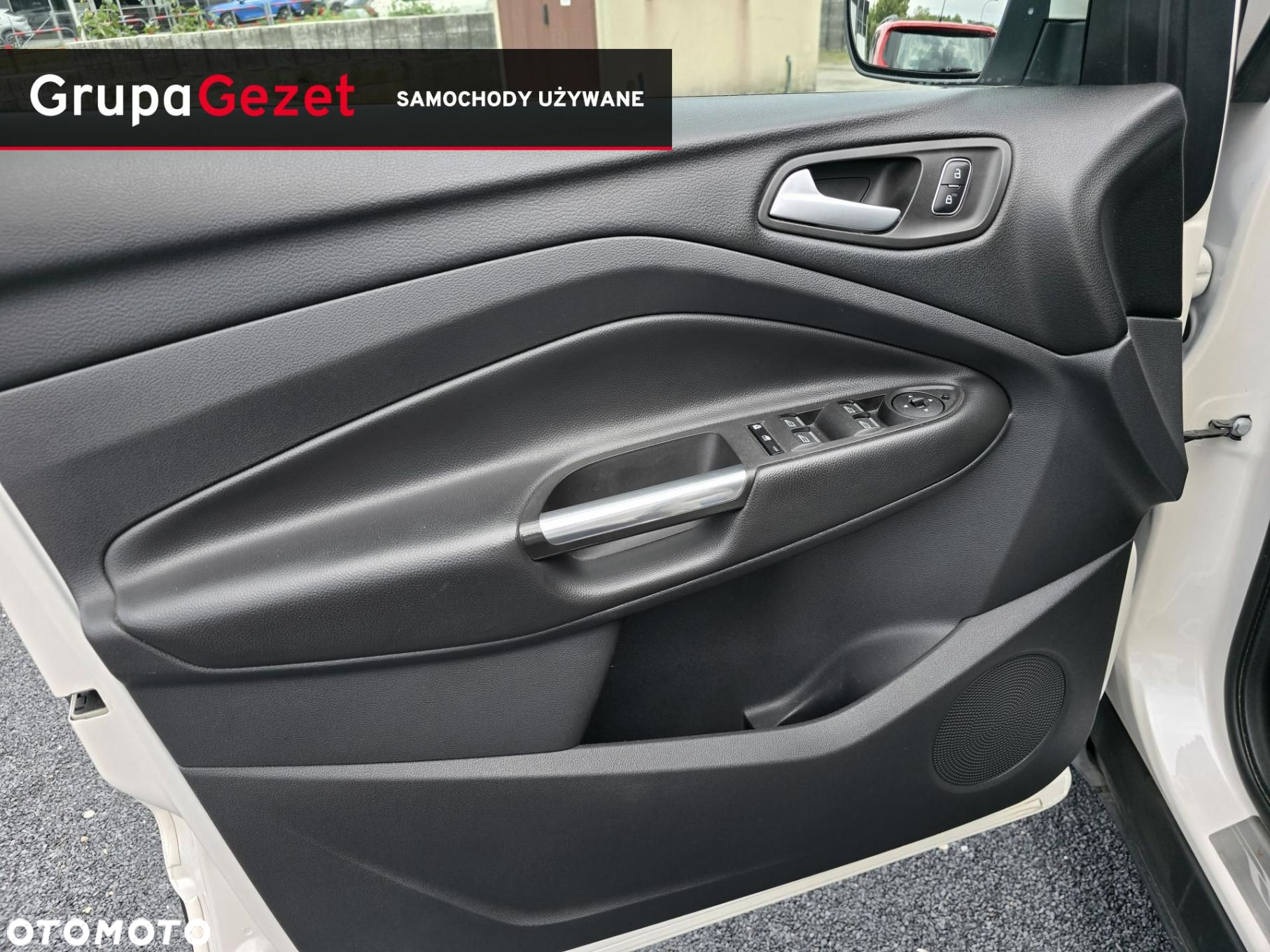 Ford Kuga - 16