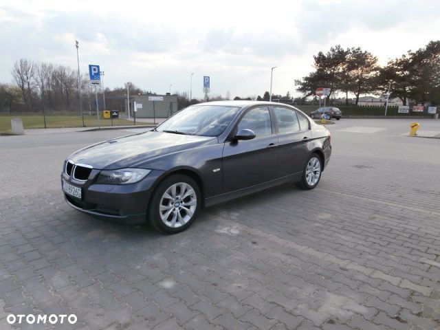 BMW Seria 3 320d DPF - 1