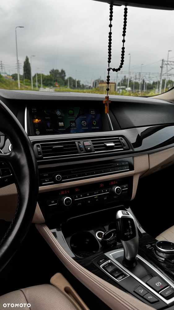 BMW Seria 5 520d xDrive Luxury Line - 7