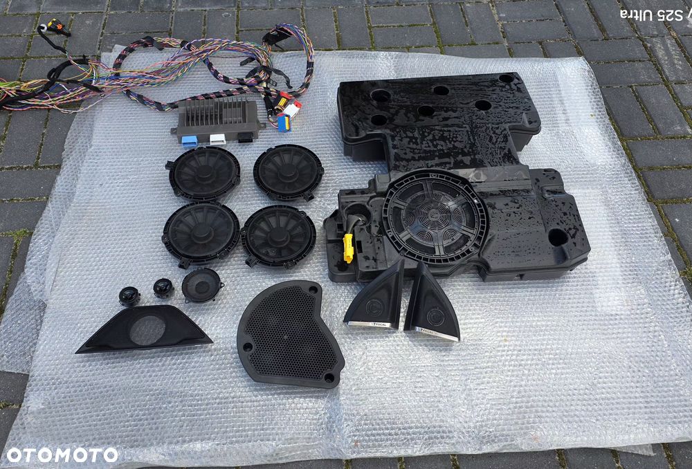 Komplet Nagłośnienia FOCAL Premium Peugeot 3008 II / 5008 II Subwoofer Wzmacniacz - 2