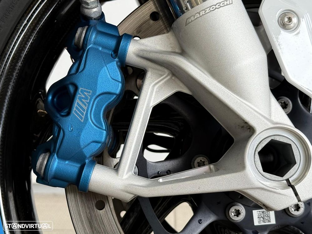 BMW S 1000 RR M MOTOSPORT - 13