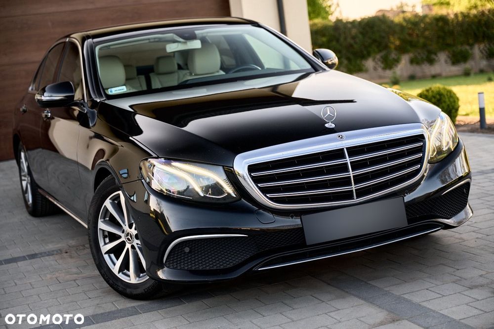 Mercedes-Benz Klasa E 220 d 9G-TRONIC - 1
