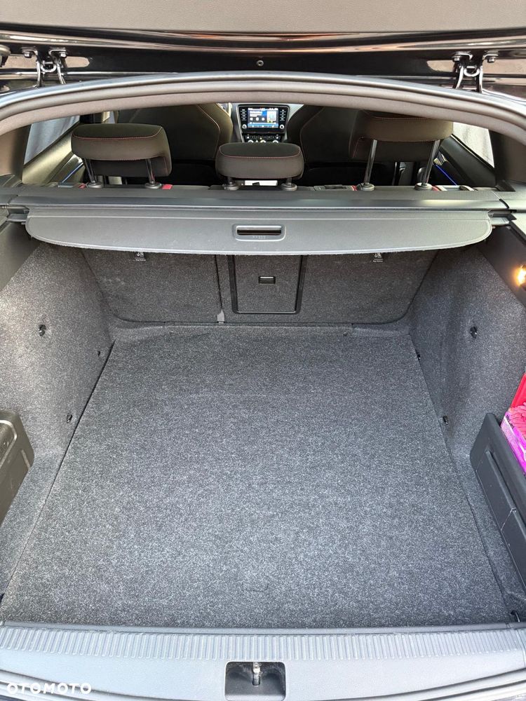 Skoda Octavia 2.0 TDI RS DSG - 12