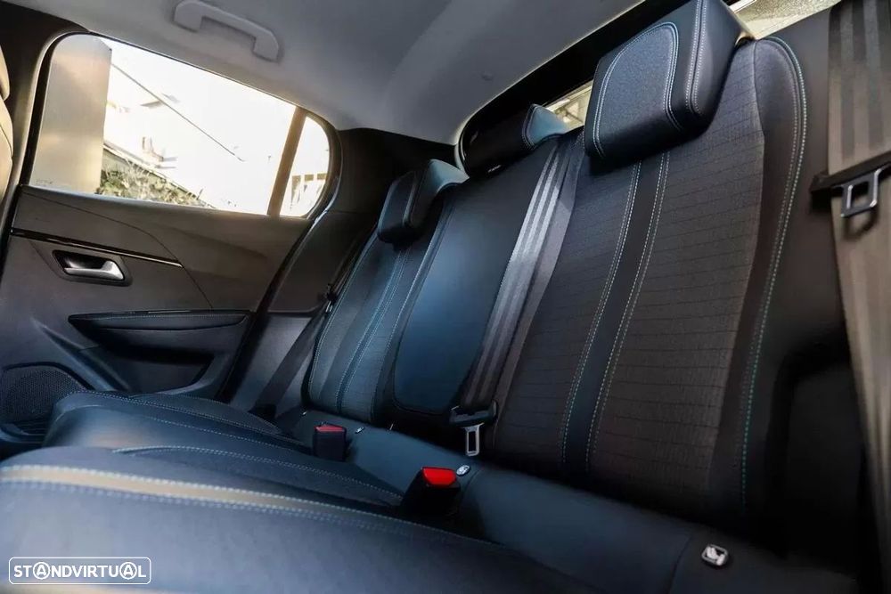 Peugeot e-208 50 kWh Allure Pack - 23