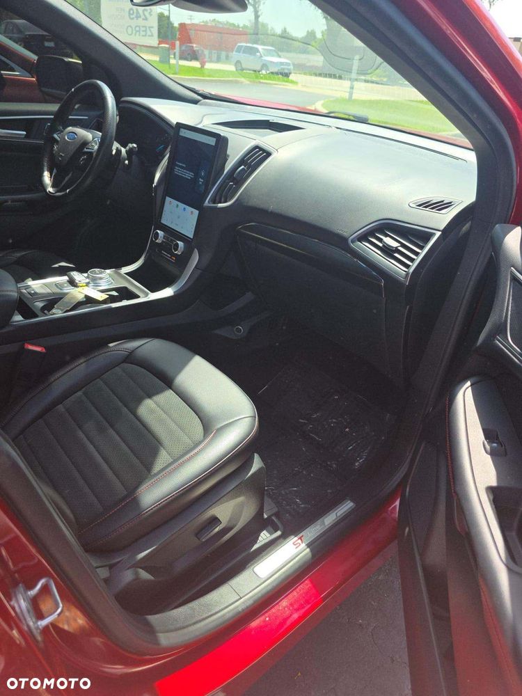 Ford Edge - 7