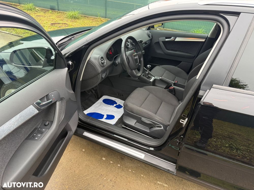 Audi A3 1.8 TFSI Attraction - 9