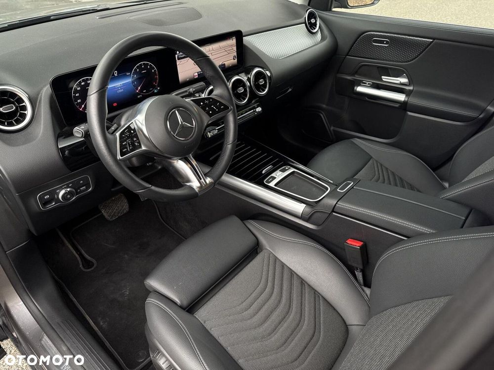 Mercedes-Benz GLA - 29