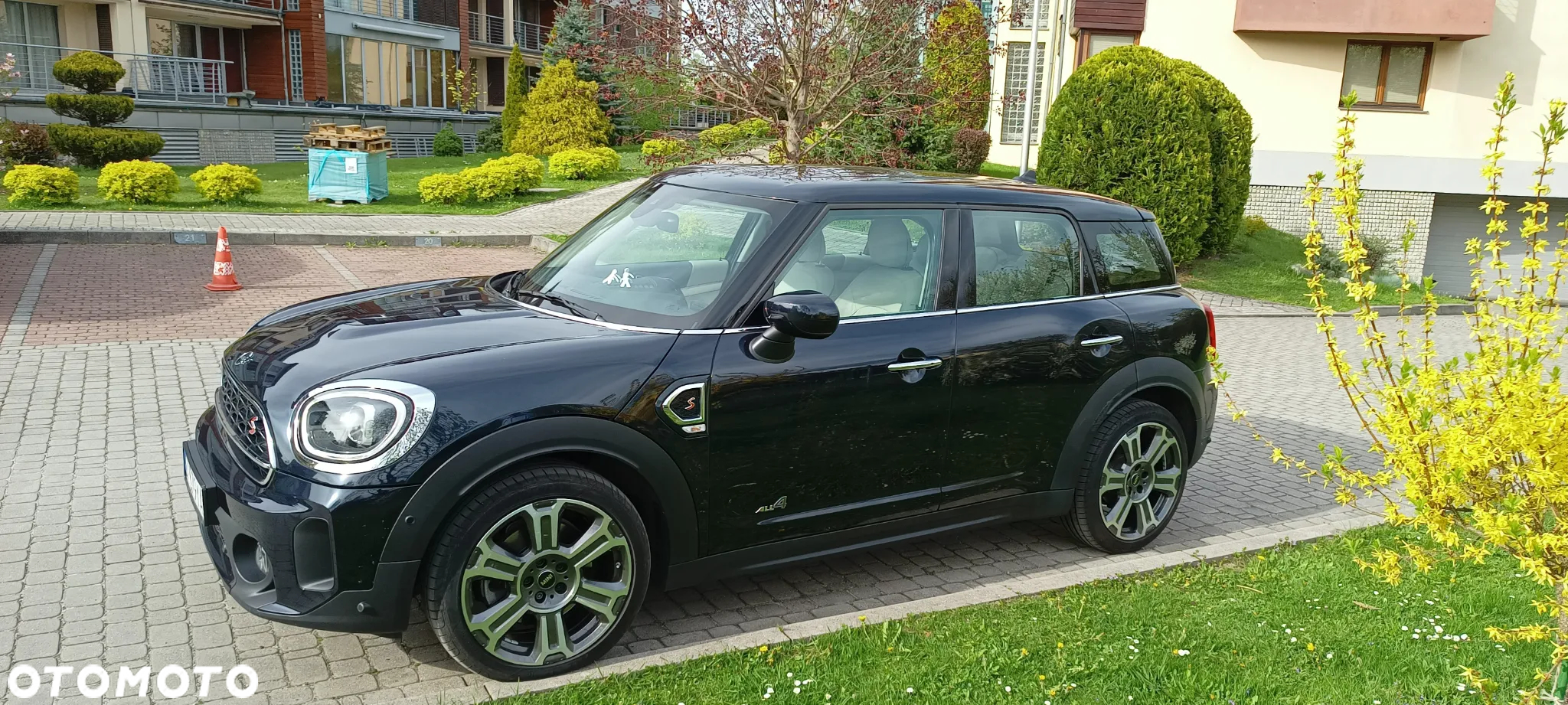 MINI Countryman Cooper S ALL4 Classic Trim - 10