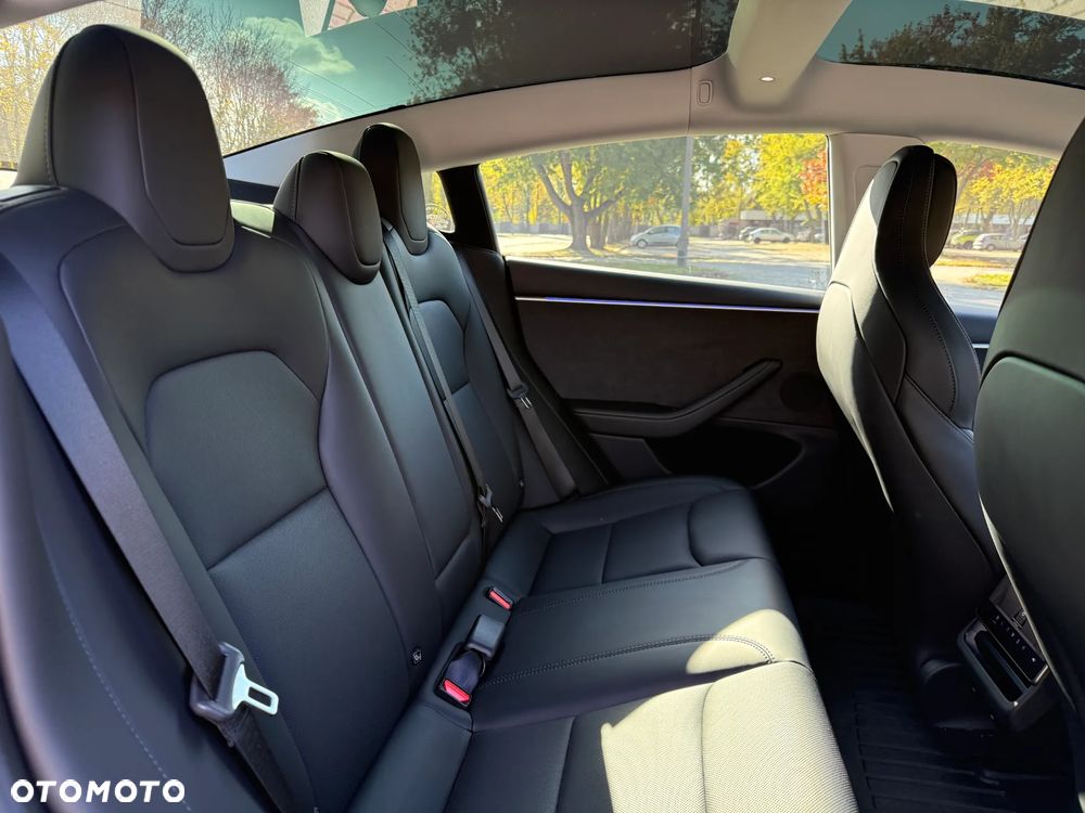 Tesla Model 3 Performance AWD - 23