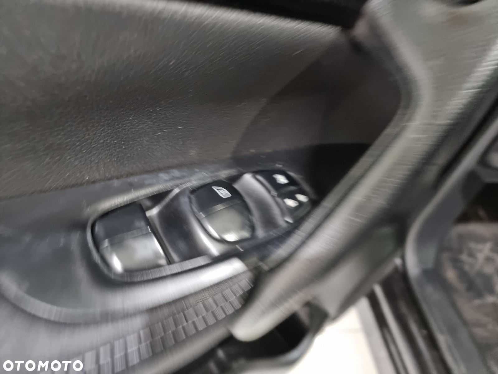 Nissan Qashqai - 22