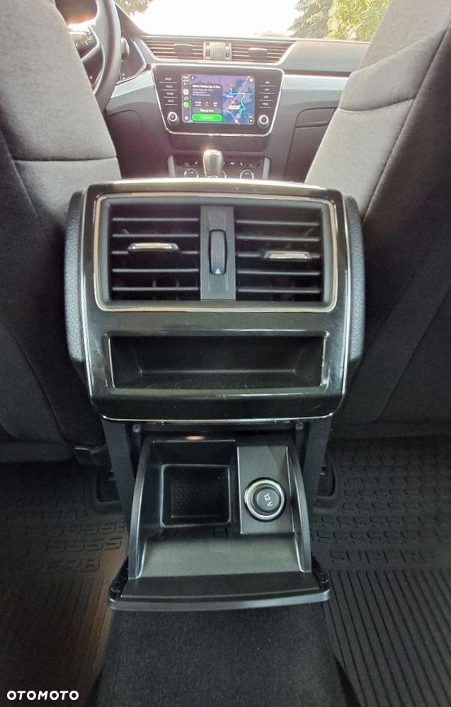 Skoda Superb 2.0 TDI SCR Style DSG - 13