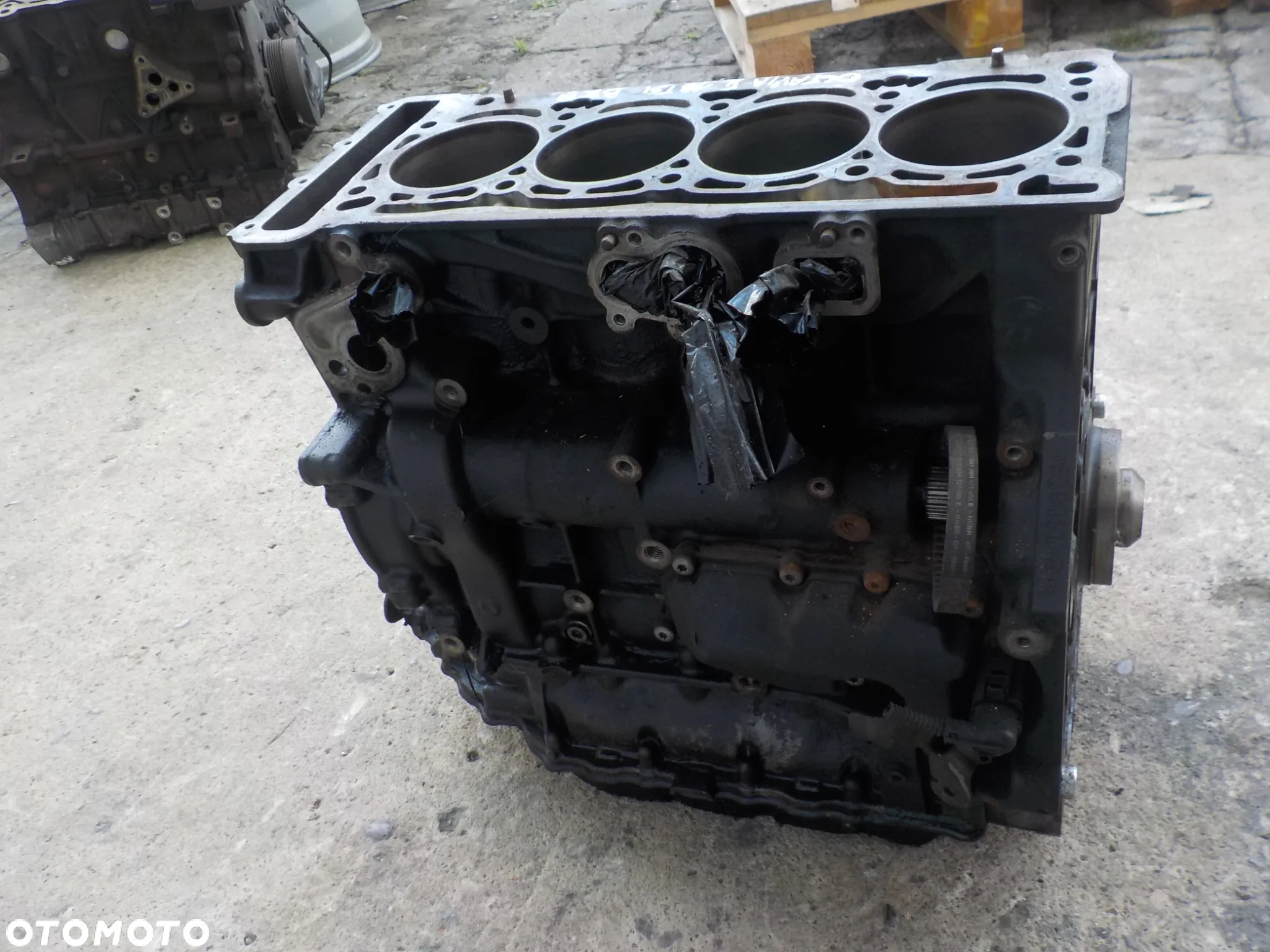 VOLKSWAGEN AUDI SKODA 1.8 TSI DÓŁ SILNIKA WAŁ TŁOKI BZB - 2