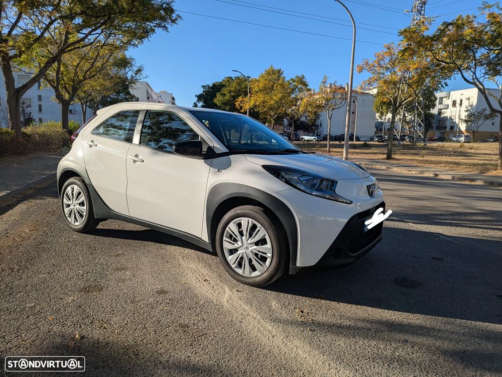 Toyota Aygo 1.0 X-Play - 1