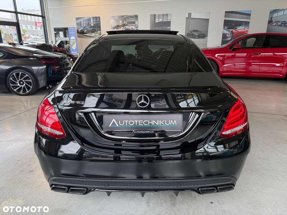 Mercedes-Benz Klasa C 63 S AMG 9G - 29