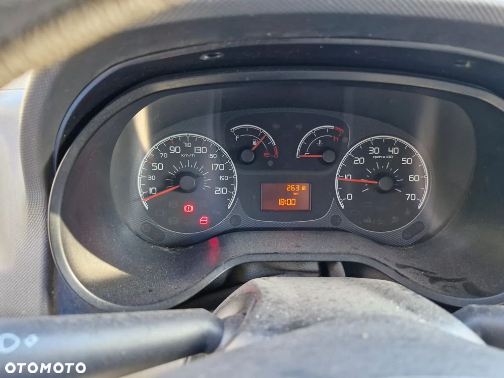 Fiat DOBLO - 11