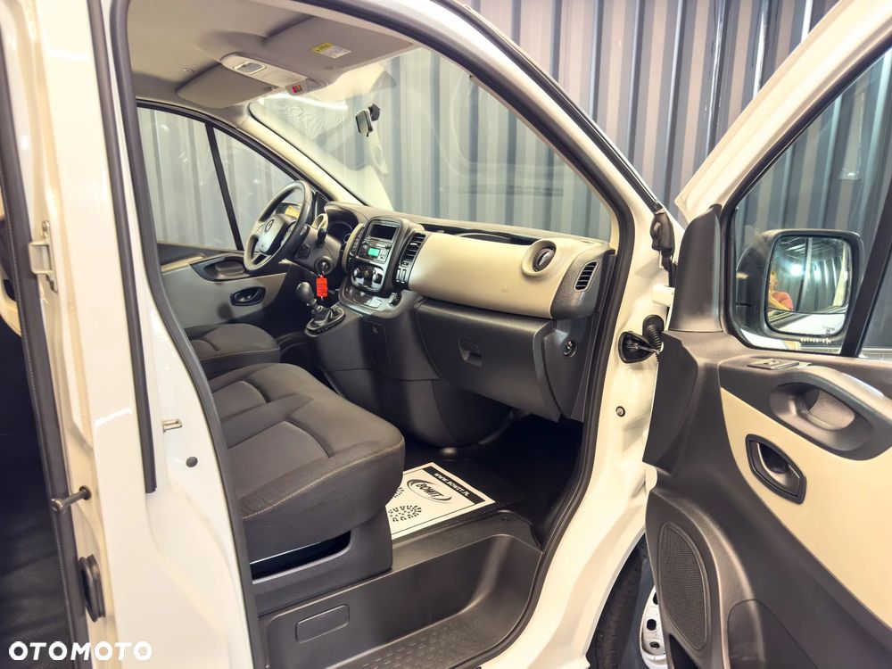 Renault Trafic Passenger 2,8t Business - 19