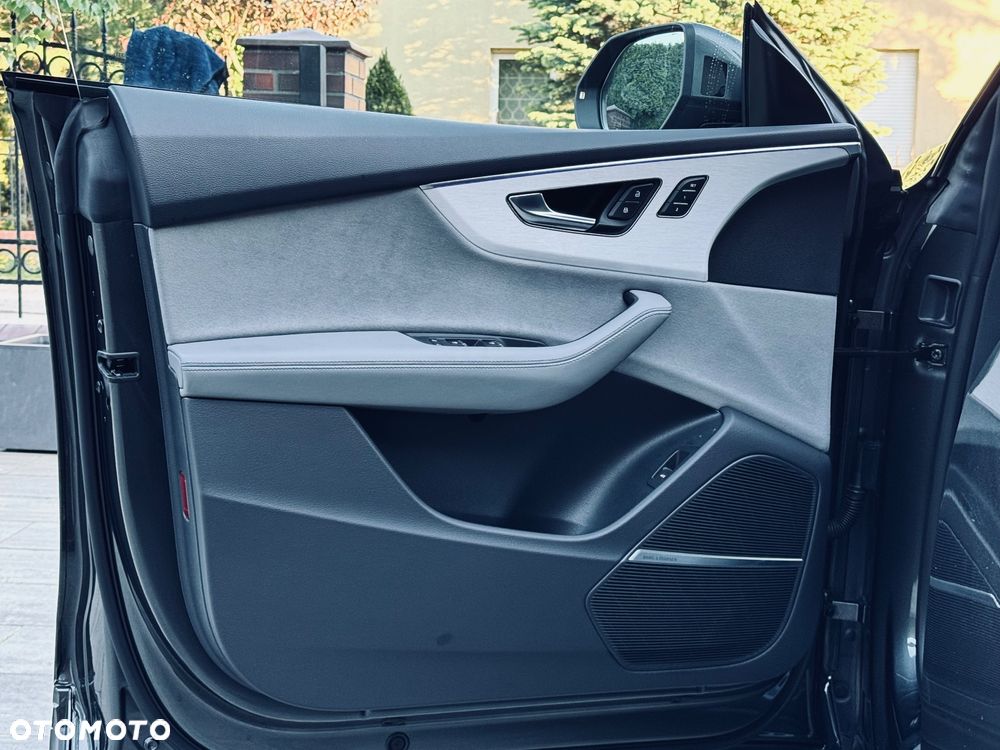 Audi Q8 50 TDI mHEV Quattro Black Edition Tiptronic - 13