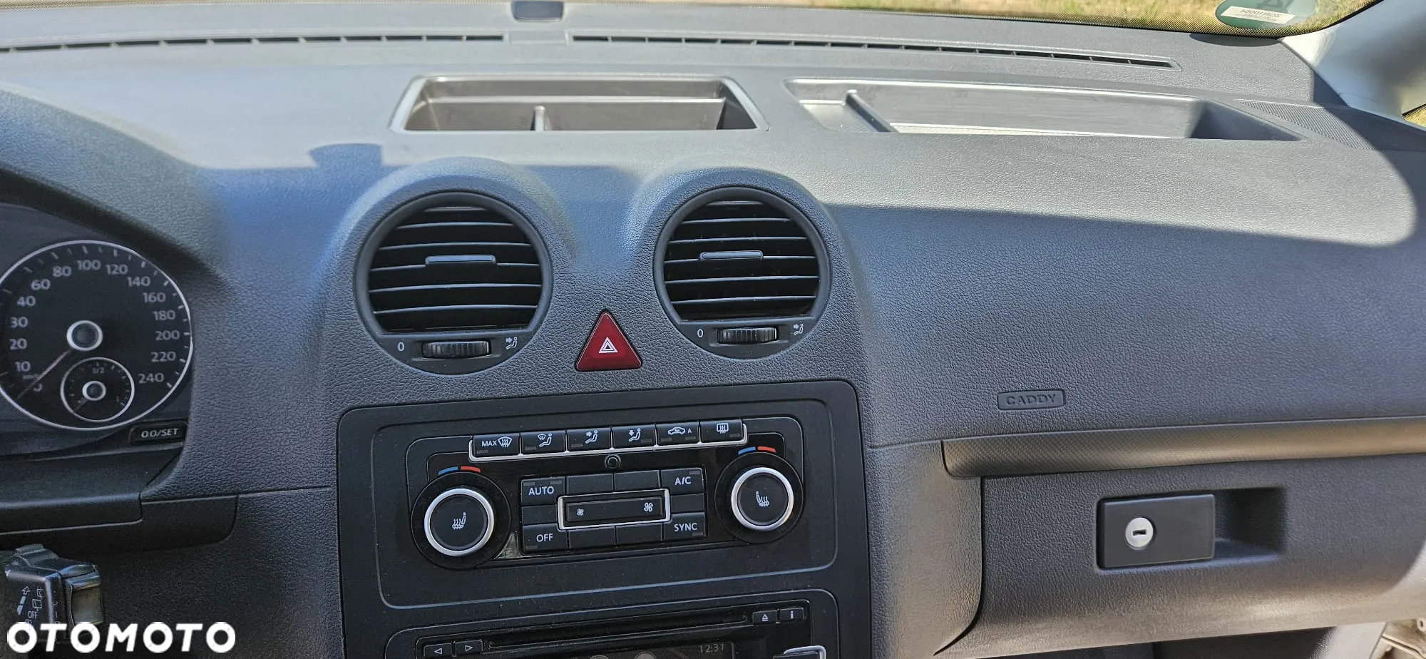 Volkswagen CADDY - 14