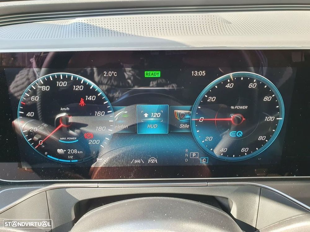 Mercedes-Benz EQC - 12