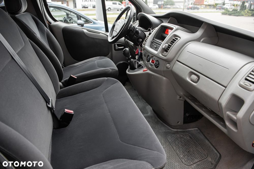 Renault Trafic - 21