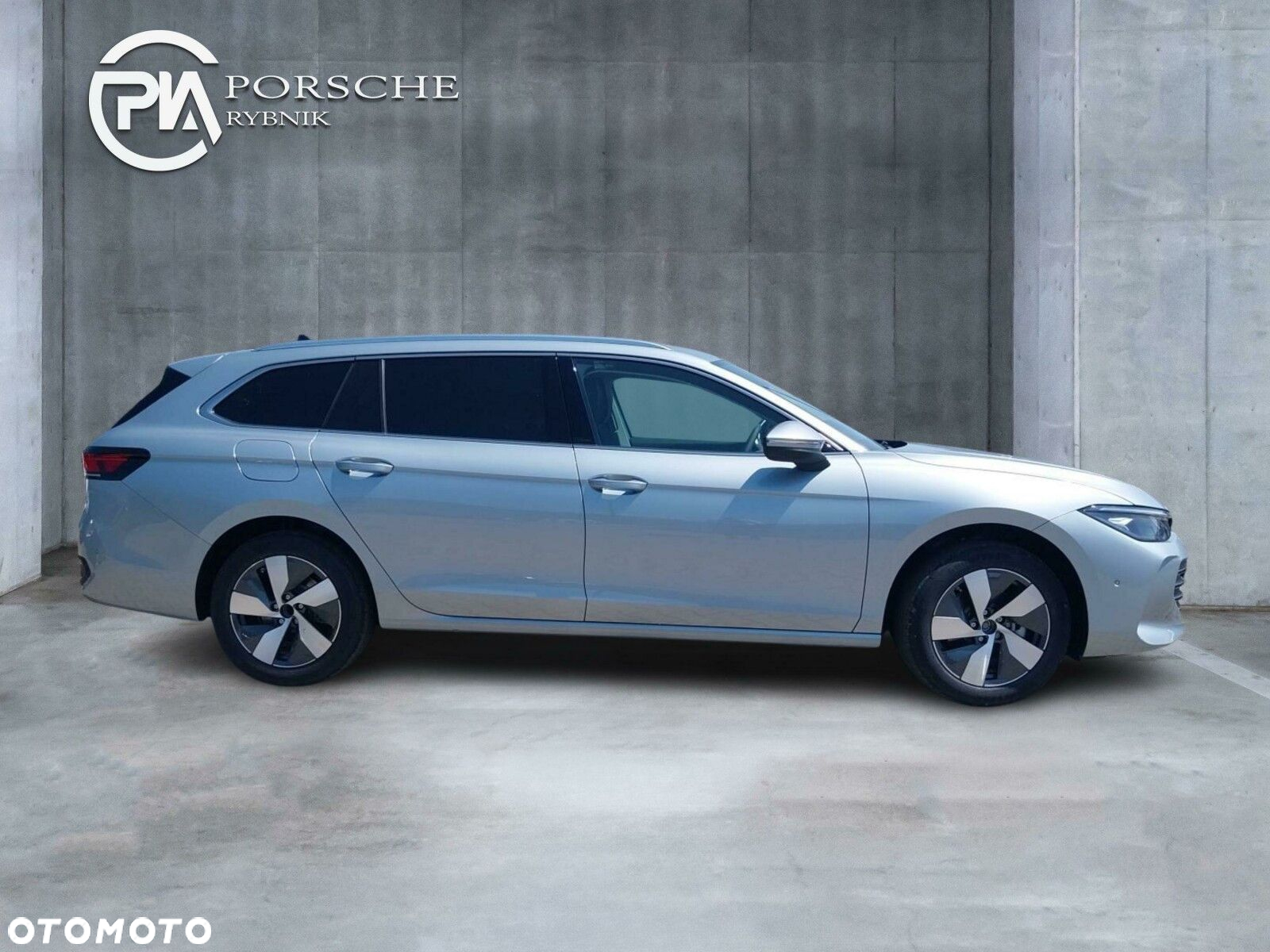 Volkswagen Passat - 8
